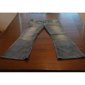Silver Women's Bootcut Blue Jeans Size 32
